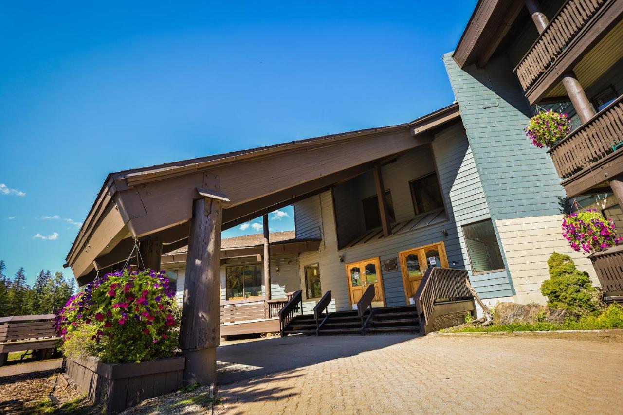 Griz Inn By Stayin Fernie Exterior photo